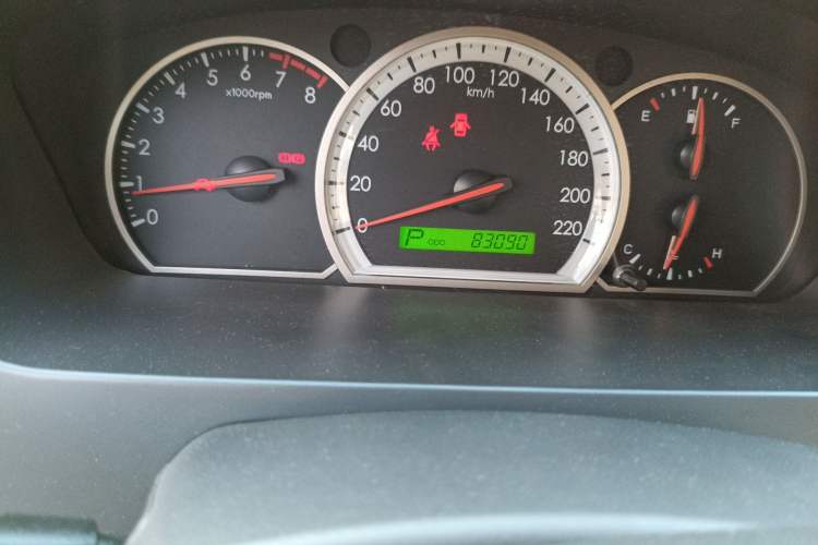 Used Chevrolet Epica 2012 1.8 Comfort Edition AT Odometer Close Up