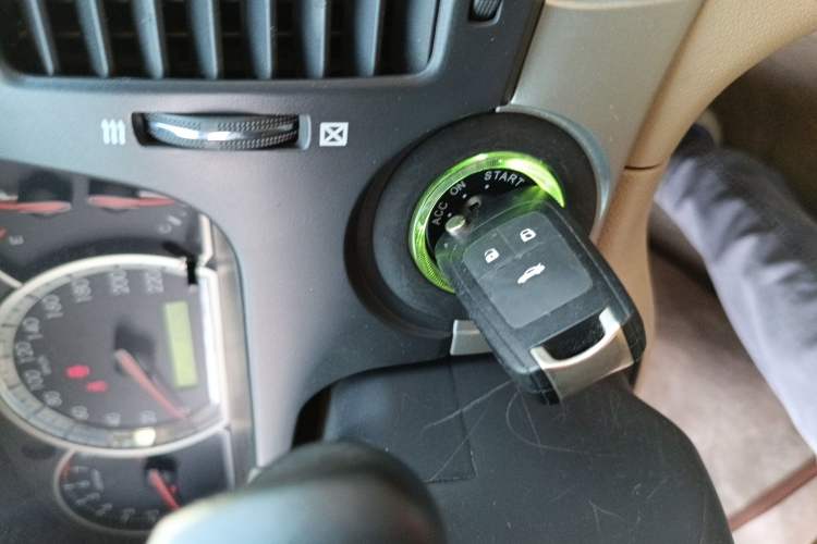 Used Chevrolet Epica 2012 1.8 Comfort Edition AT Vehicle Key
