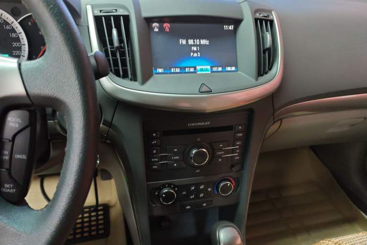 Used Chevrolet Epica 2013 1.8 SX Luxury Edition AT Audio And AC Panel