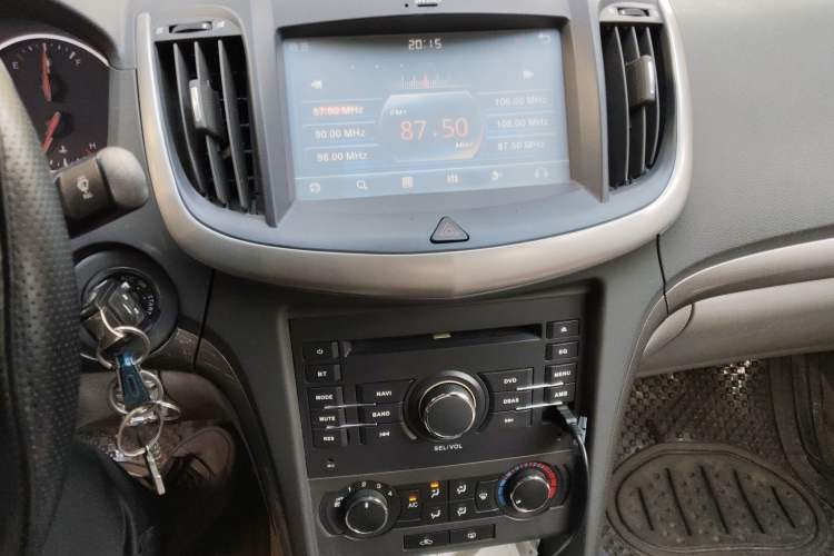 Used Chevrolet Epica 2013 1.8 SE Comfort Edition MT Audio And AC Panel