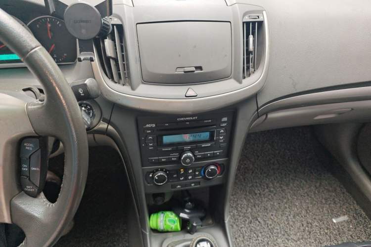 Used Chevrolet Epica 2013 1.8 SE Comfort Edition MT Audio And AC Panel