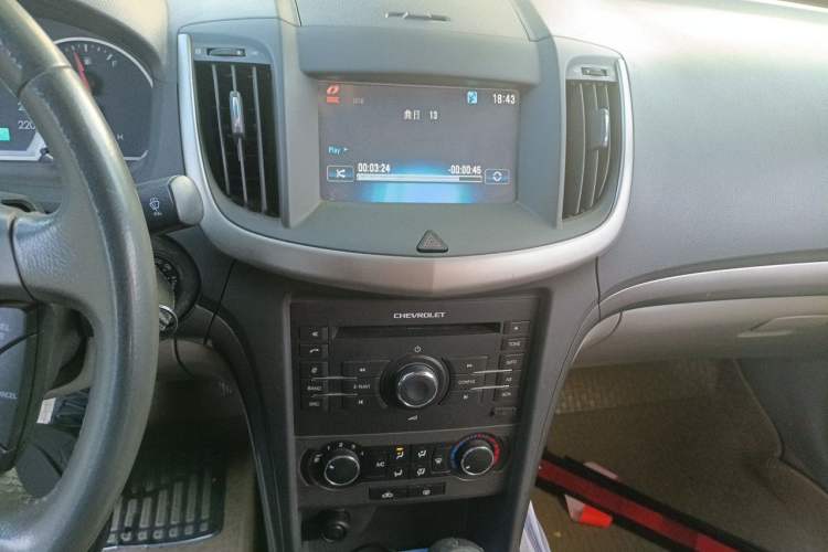Used Chevrolet Epica 2013 1.8 SX Luxury Edition AT Audio And AC Panel