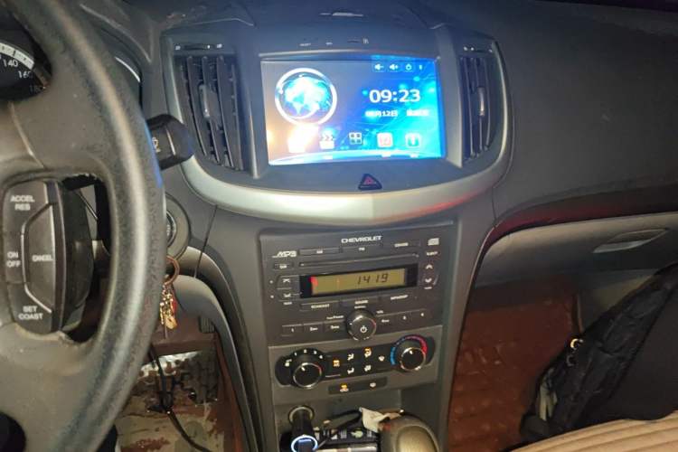 Used Chevrolet Epica 2013 1.8 SE Comfort Edition AT Audio And AC Panel