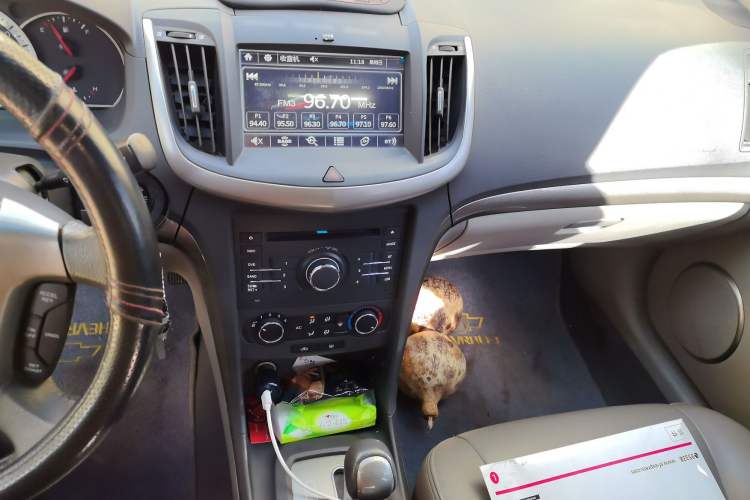 Used Chevrolet Epica 2013 1.8 SX Luxury Edition AT Audio And AC Panel