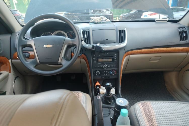 Used Chevrolet Epica 2013 1.8 SL ZhiZhen Edition MT Center Console