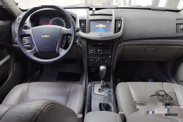 Used Chevrolet Epica 2013 1.8 SX Luxury Edition AT Center Console