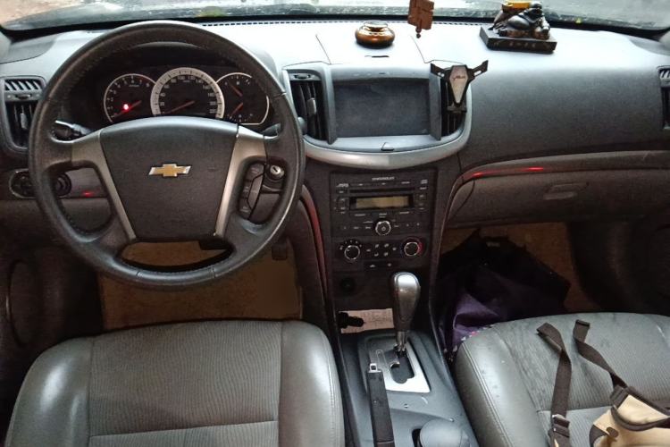 Used Chevrolet Epica 2013 1.8 SE Comfort Edition AT Center Console