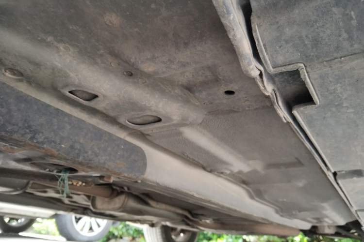 Used Chevrolet Epica 2013 1.8 SL ZhiZhen Edition MT Chassis Front Left