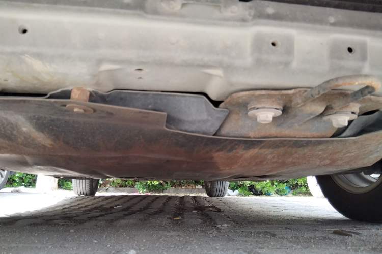 Used Chevrolet Epica 2013 1.8 SL ZhiZhen Edition MT Chassis Front