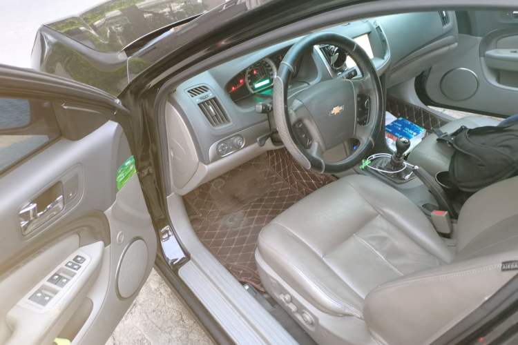 Used Chevrolet Epica 2013 1.8 SX Luxury Edition MT Driver Seat