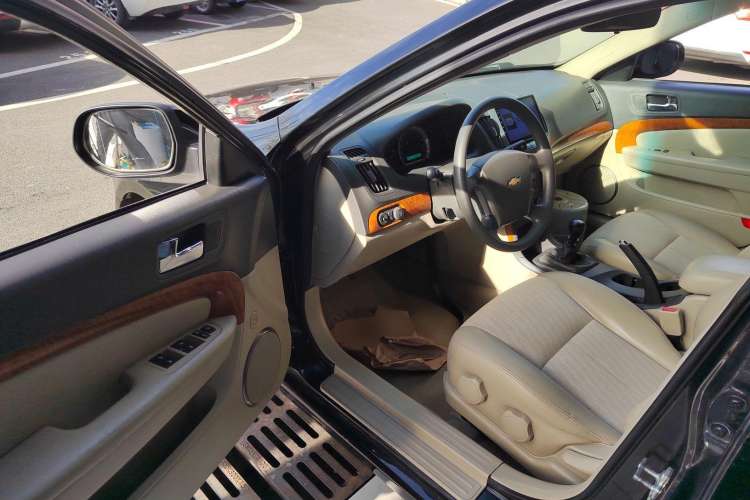 Used Chevrolet Epica 2013 1.8 SL ZhiZhen Edition MT Driver Seat