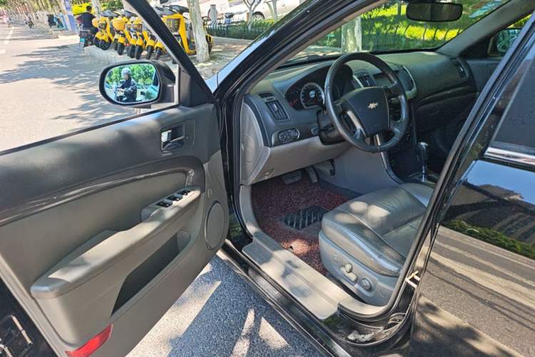Used Chevrolet Epica 2013 1.8 SX Luxury Edition AT Driver Seat