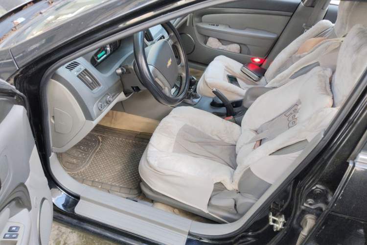 Used Chevrolet Epica 2013 1.8 SE Comfort Edition MT Driver Seat