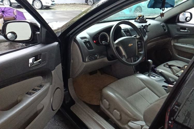 Used Chevrolet Epica 2013 1.8 SE Comfort Edition AT Driver Seat