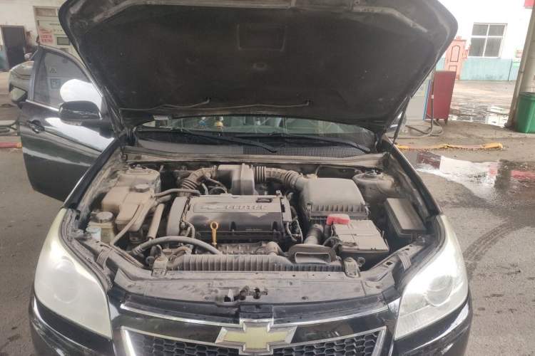 Used Chevrolet Epica 2013 1.8 SE Comfort Edition MT Engine Bay