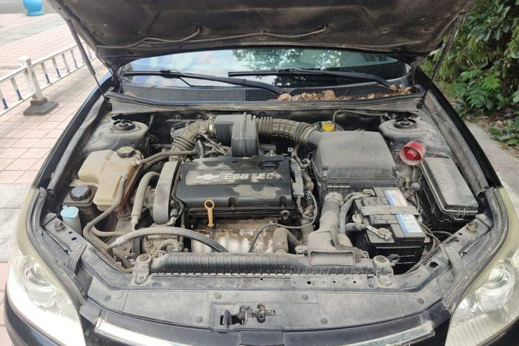 Used Chevrolet Epica 2013 1.8 SL ZhiZhen Edition MT Engine Bay