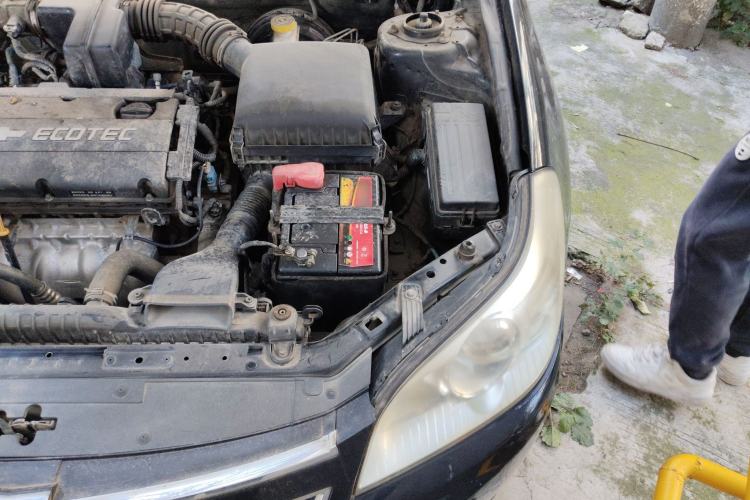 Used Chevrolet Epica 2013 1.8 SE Comfort Edition MT Engine Bay Left