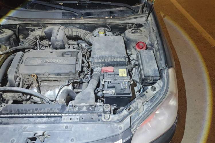 Used Chevrolet Epica 2013 1.8 SL ZhiZhen Edition MT Engine Bay Left