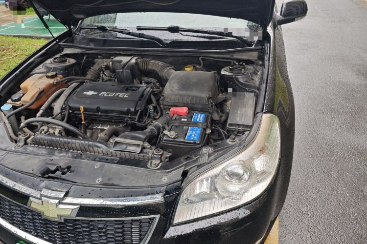 Used Chevrolet Epica 2013 1.8 SE Comfort Edition MT Engine Bay Left