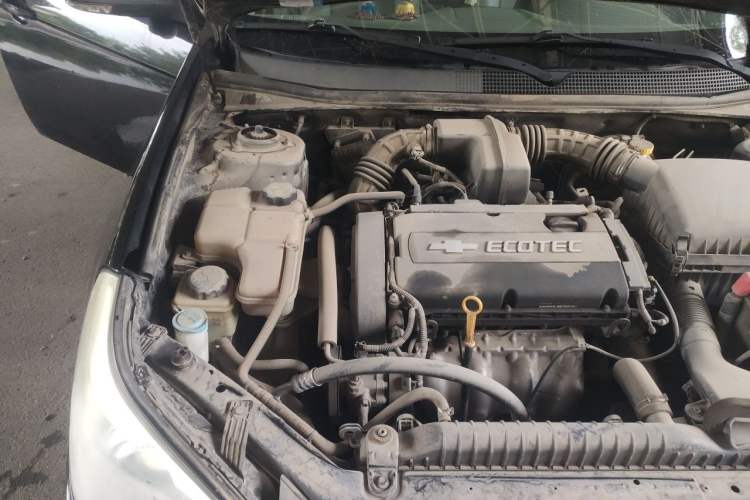 Used Chevrolet Epica 2013 1.8 SE Comfort Edition MT Engine Bay Right