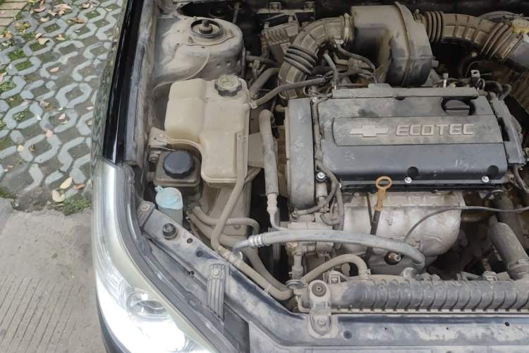Used Chevrolet Epica 2013 1.8 SE Comfort Edition AT Engine Bay Right