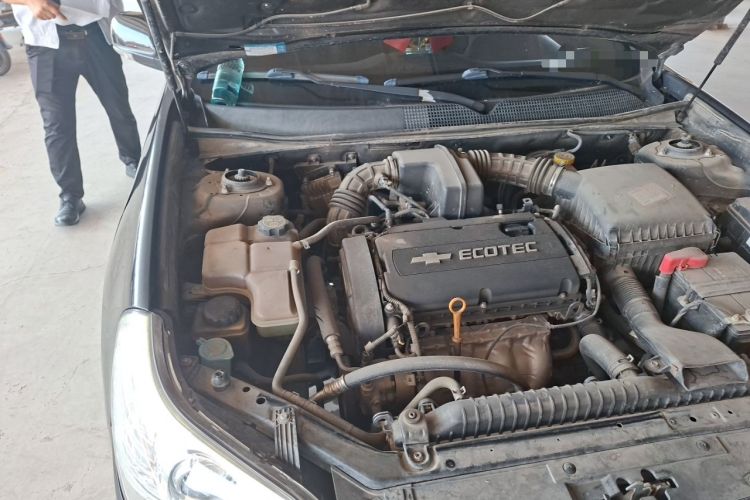 Used Chevrolet Epica 2013 1.8 SE Comfort Edition AT Engine Bay Right