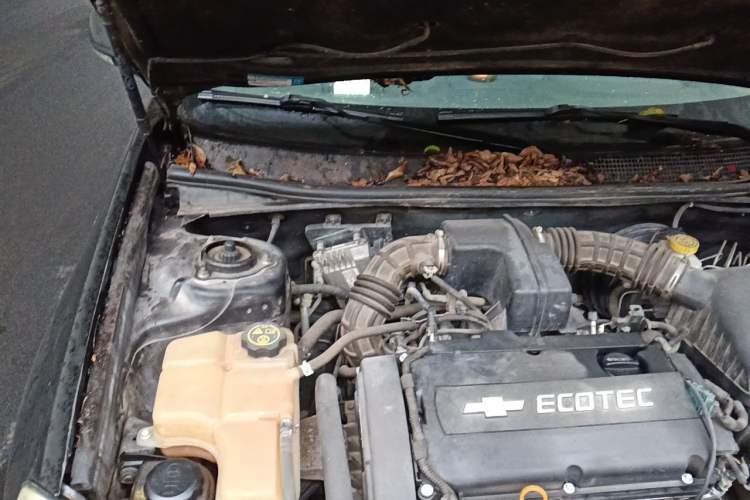 Used Chevrolet Epica 2013 1.8 SE Comfort Edition AT Engine Bay Right