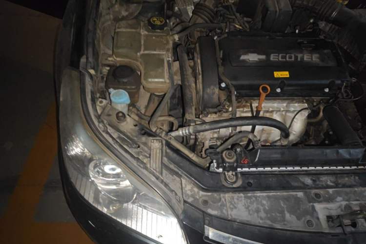 Used Chevrolet Epica 2013 1.8 SE Comfort Edition AT Engine Bay Right