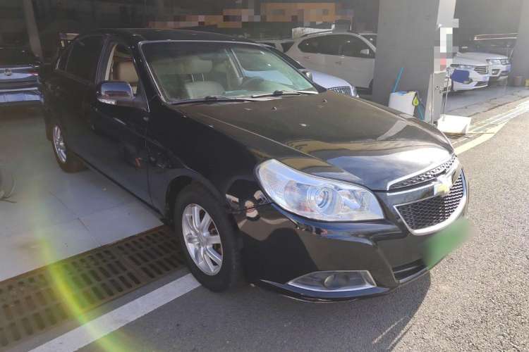 Used Chevrolet Epica 2013 1.8 SL ZhiZhen Edition MT Front Right 45 Deg