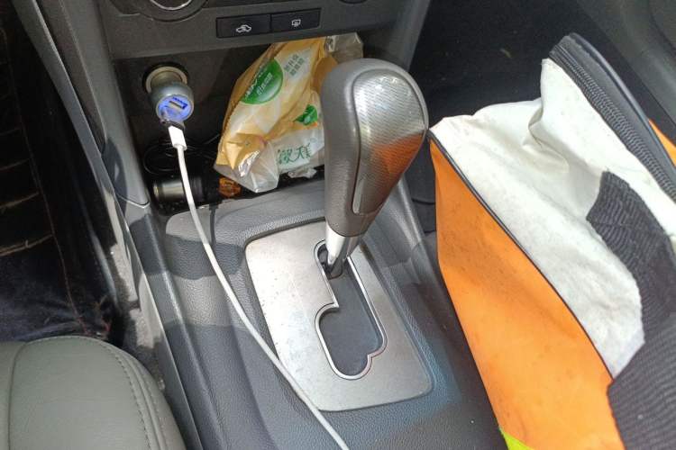 Used Chevrolet Epica 2013 1.8 SX Luxury Edition AT Gear Lever