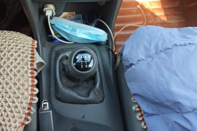 Used Chevrolet Epica 2013 1.8 SE Comfort Edition MT Gear Lever