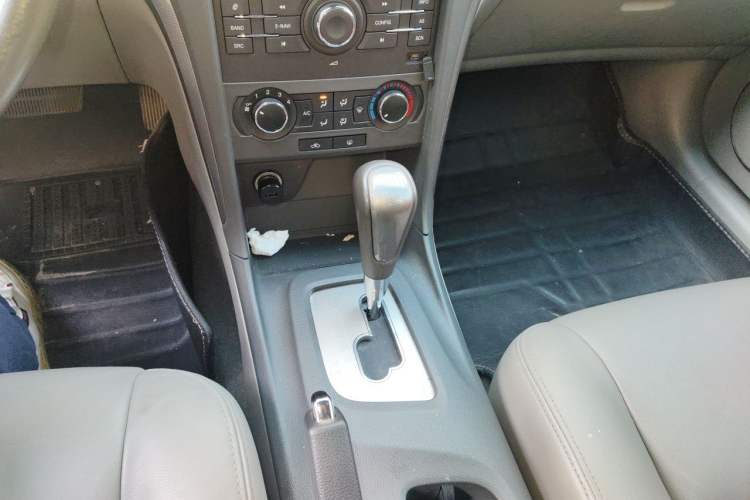 Used Chevrolet Epica 2013 1.8 SX Luxury Edition AT Gear Lever