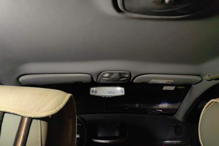 Used Chevrolet Epica 2013 1.8 SE Comfort Edition MT Headliner