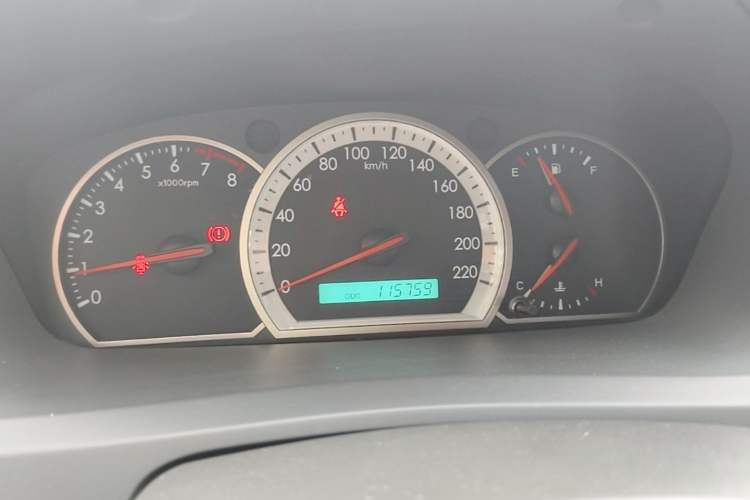 Used Chevrolet Epica 2013 1.8 SE Comfort Edition MT Instrument Cluster