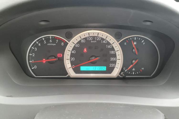 Used Chevrolet Epica 2013 1.8 SE Comfort Edition MT Instrument Cluster