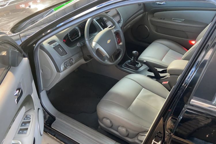 Used Chevrolet Epica 2013 1.8 SE Comfort Edition MT Interior 2