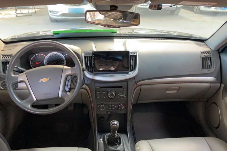 Used Chevrolet Epica 2013 1.8 SE Comfort Edition MT Interior 3