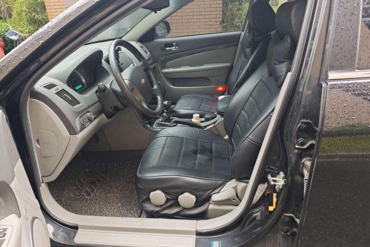 Used Chevrolet Epica 2013 1.8 SE Comfort Edition MT Left Front Seat