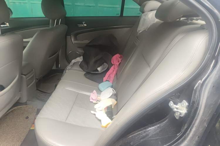 Used Chevrolet Epica 2013 1.8 SE Comfort Edition AT Left Rear Seat