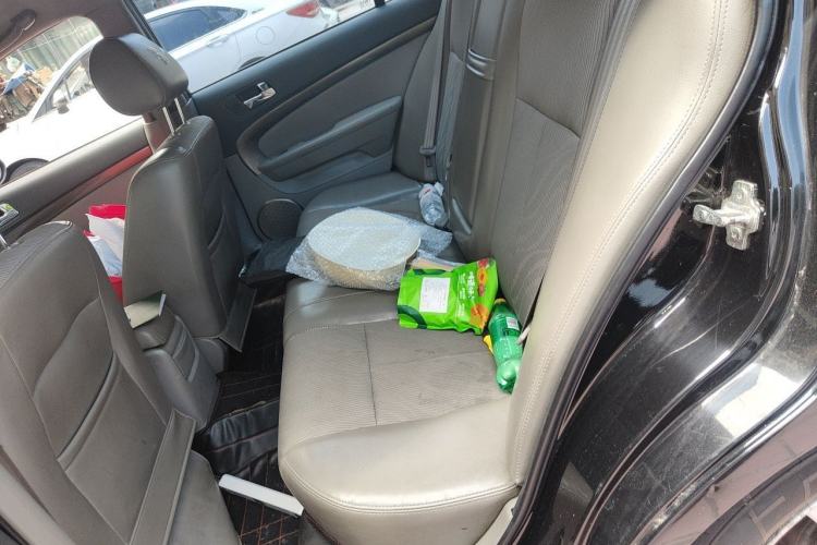 Used Chevrolet Epica 2013 1.8 SL ZhiZhen Edition MT Left Rear Seat