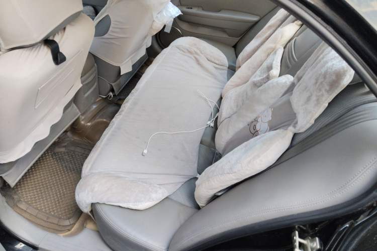 Used Chevrolet Epica 2013 1.8 SE Comfort Edition MT Left Rear Seat