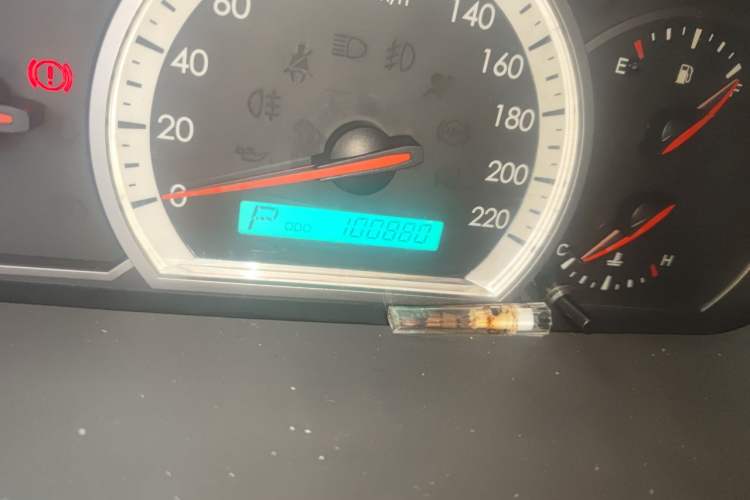 Used Chevrolet Epica 2013 1.8 SE Comfort Edition AT Odometer Close Up