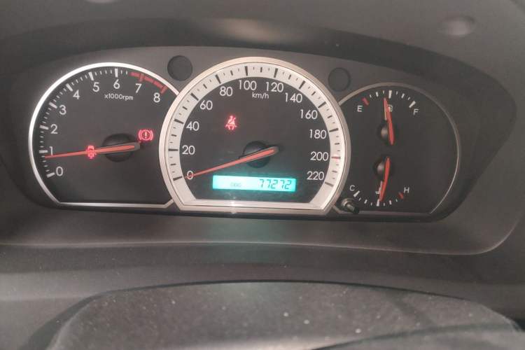 Used Chevrolet Epica 2013 1.8 SE Comfort Edition MT Odometer Close Up