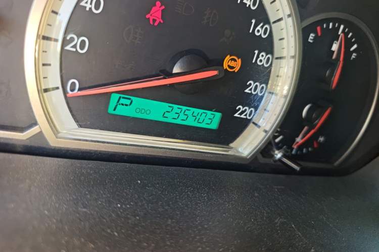 Used Chevrolet Epica 2013 1.8 SX Luxury Edition AT Odometer Close Up