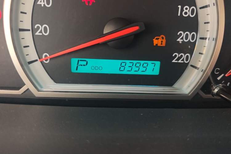 Used Chevrolet Epica 2013 1.8 SX Luxury Edition AT Odometer Close Up