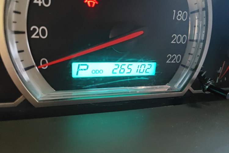 Used Chevrolet Epica 2013 1.8 SE Comfort Edition AT Odometer Close Up