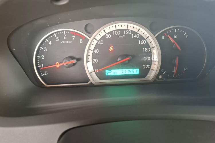 Used Chevrolet Epica 2013 1.8 SE Comfort Edition AT Odometer Close Up