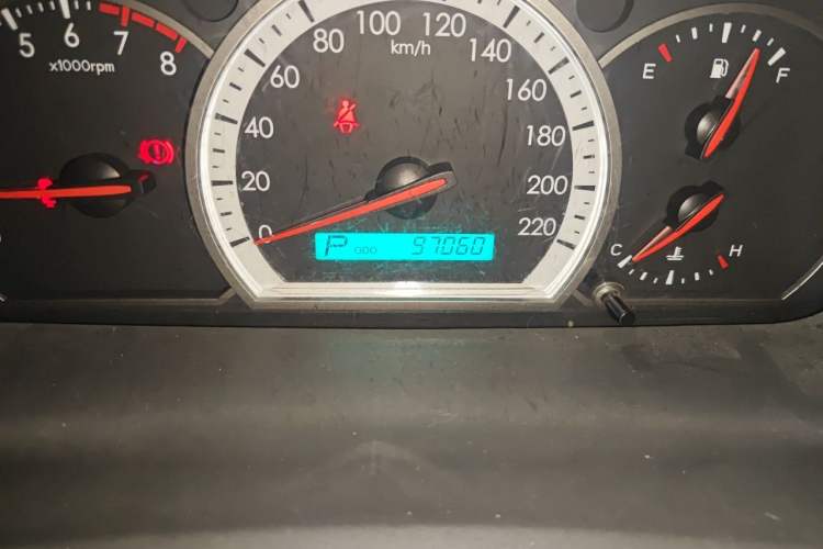 Used Chevrolet Epica 2013 1.8 SE Comfort Edition AT Odometer Close Up