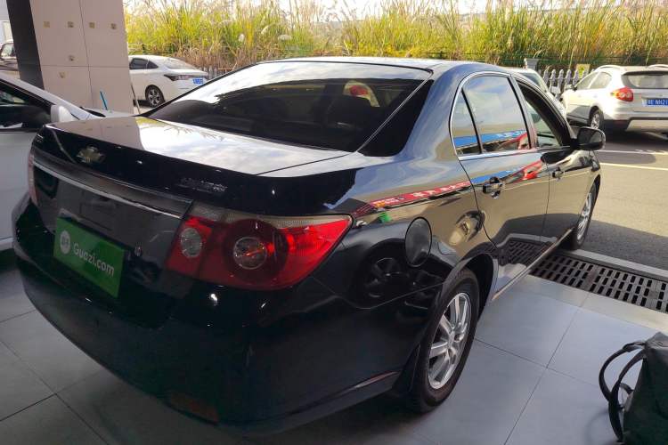 Used Chevrolet Epica 2013 1.8 SL ZhiZhen Edition MT Rear Right 45 Deg