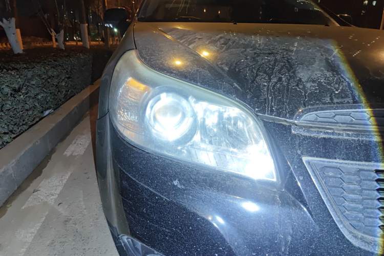 Used Chevrolet Epica 2013 1.8 SL ZhiZhen Edition MT Right Front Headlight